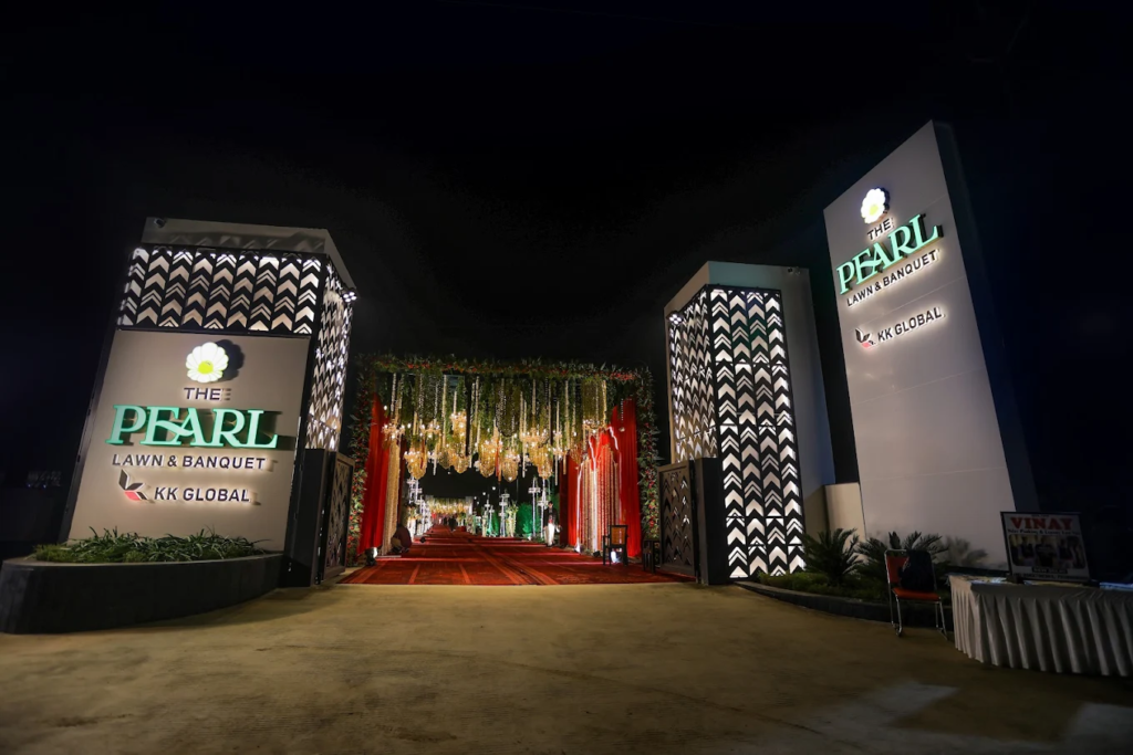 The Entrance, Pearl Lawn & Banquets